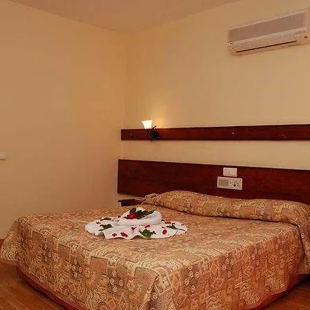 Pine Valley Hotel