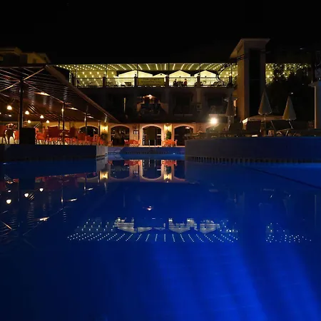 Pine Valley Hotel 4*