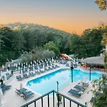 Hotel Pine Valley