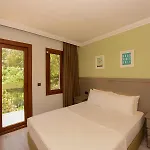 Hotel Pine Valley 4*