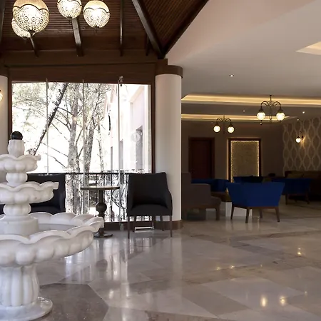 Szálloda Pine Valley 4*