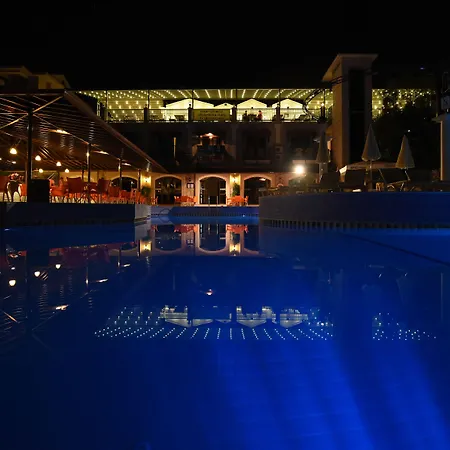 Pine Valley Szálloda 4*