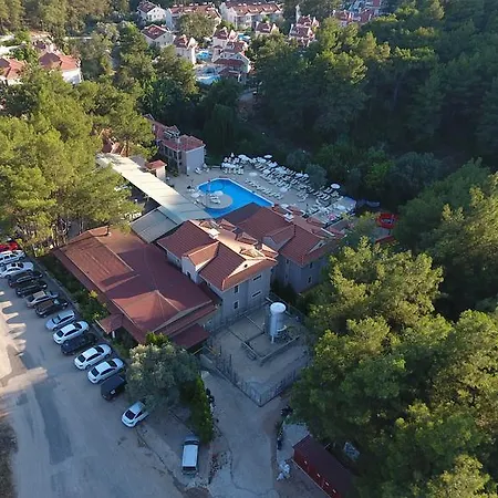 Szálloda Pine Valley 4*