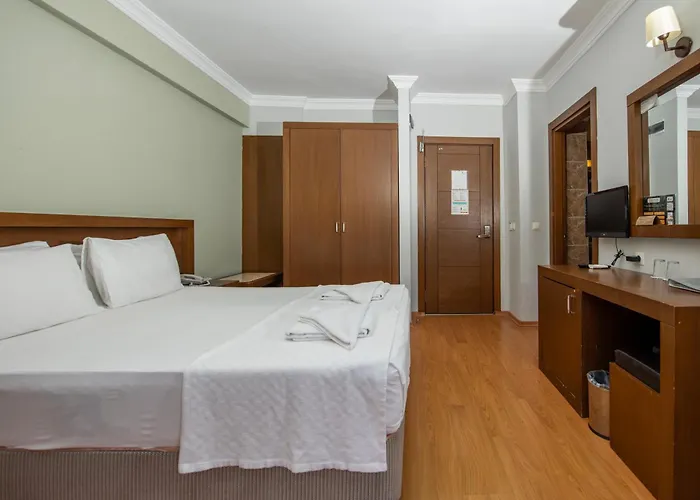 Szálloda Pine Valley 4*