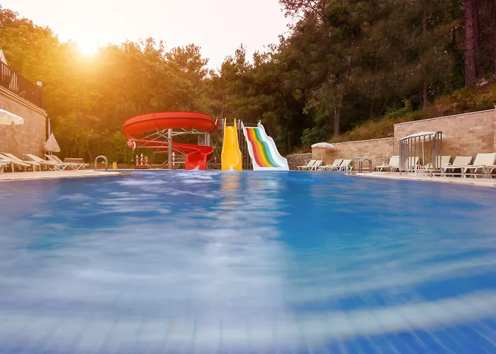 Szálloda Pine Valley 4*